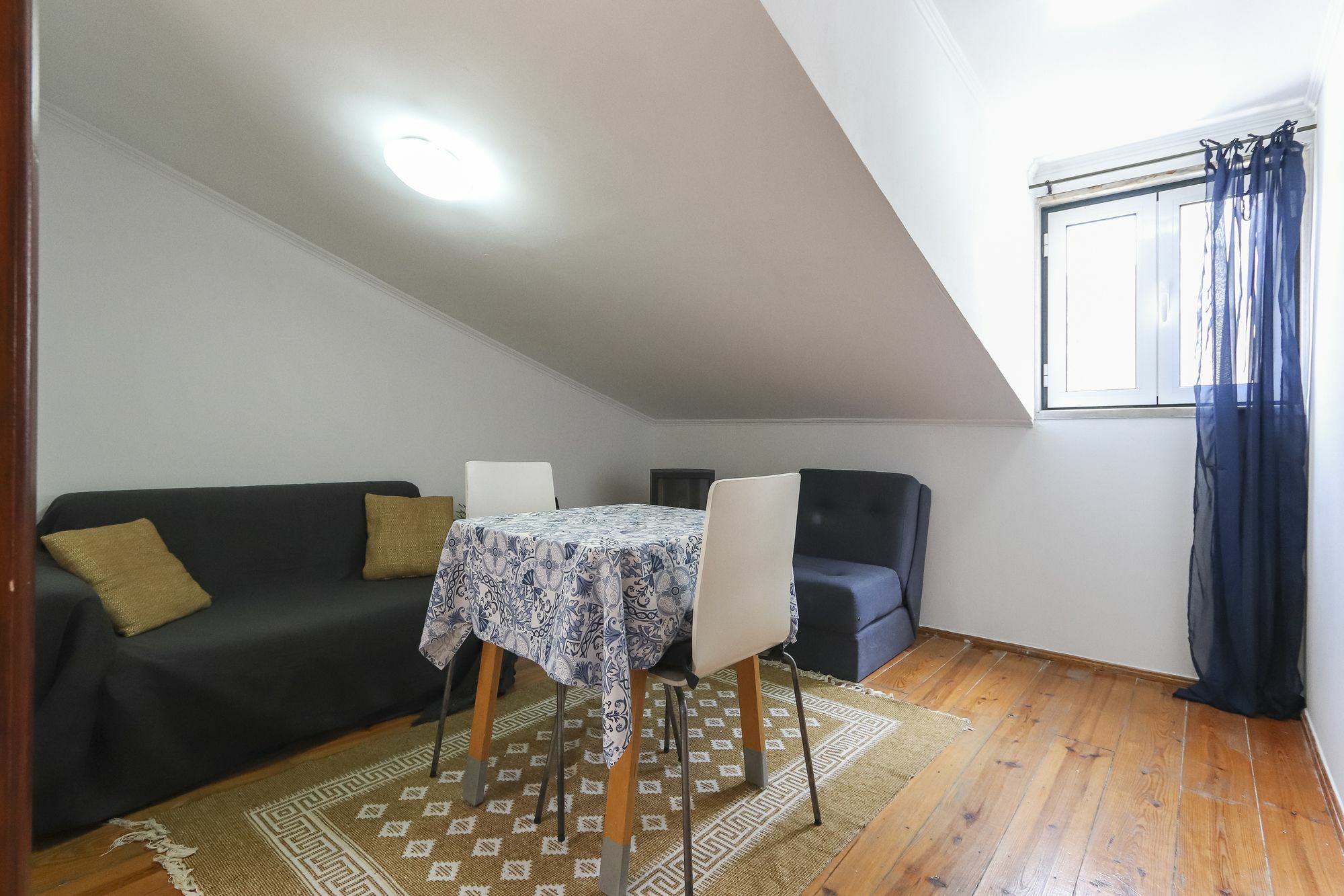 Bairro Alto Cosy By Homing Apartment Lisbon Exterior photo